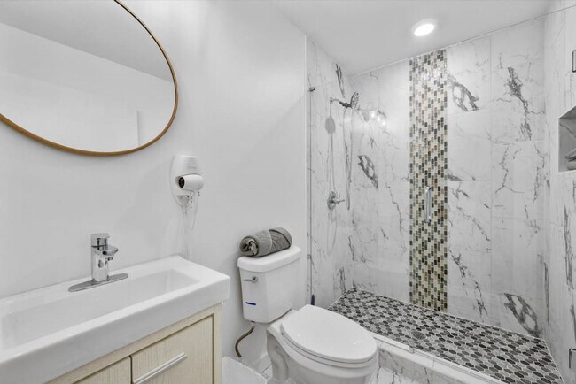 Foto del edificio - 18 W Elder St