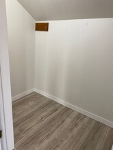 Building Photo - 225 Clermont St