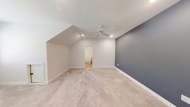 Building Photo - 149 S Debardeleben St