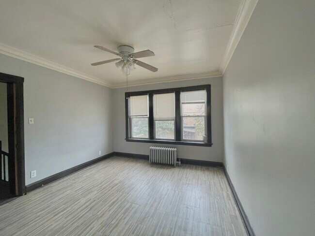 Foto del edificio - 2651 W 65th St
