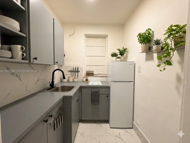 Foto del edificio - 1560 SW 5th St