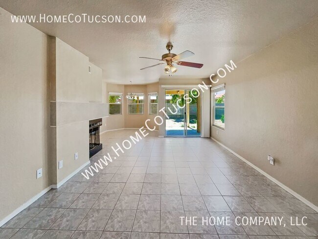 Foto del edificio - 9476 N. ALBATROSS- Four bedroom home in No...