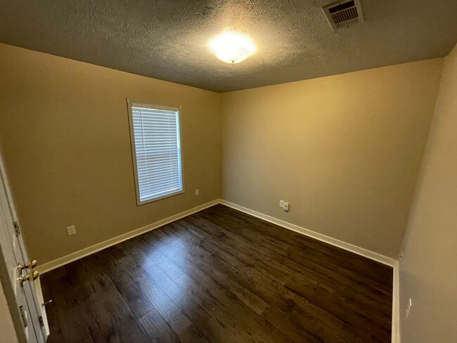 Foto del edificio - 3/2 For rent in Barnett Bend