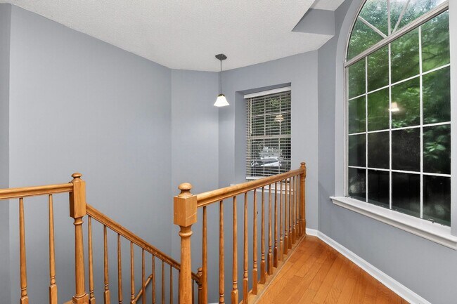 Building Photo - Amazingly and rarely available home that is literally on the greenway.