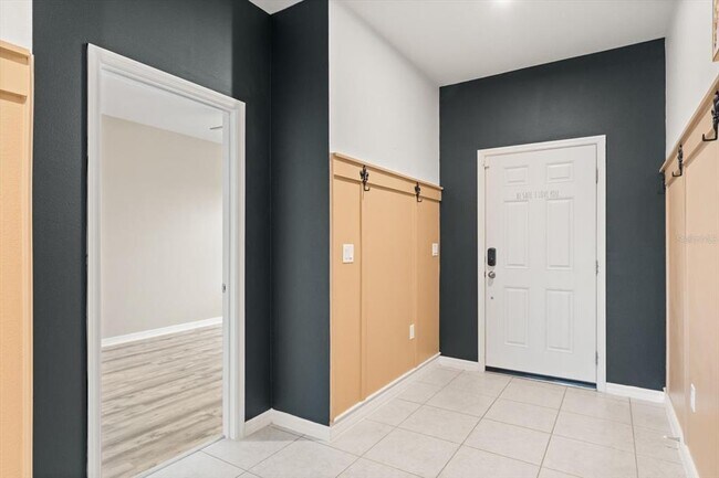 Building Photo - 8954 Crowned Eagle Dr