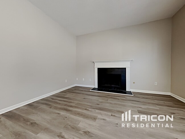 Foto del edificio - 4315 Bridle Point Pkwy