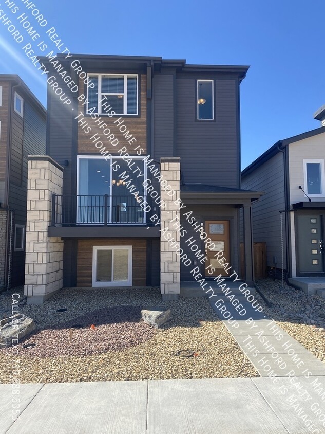 Primary Photo - 6855 Starry Night Lane