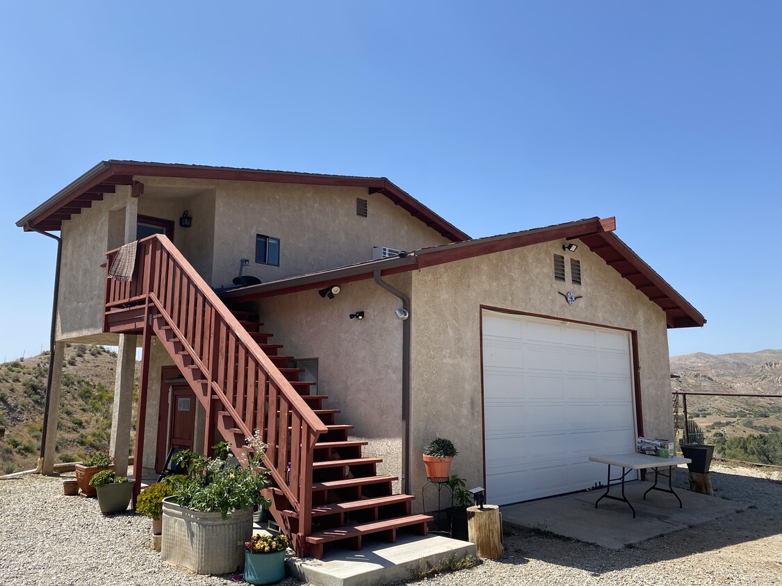 30845 The Old Dirt Rd Unit Accessory Dwelling, Agua Dulce, CA 91390 Apartments in Agua Dulce