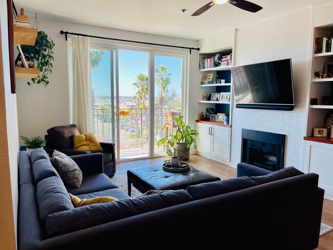 Foto del edificio - 2445 Brant St