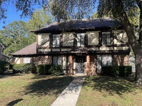 Building Photo - 3822 Stillview Dr