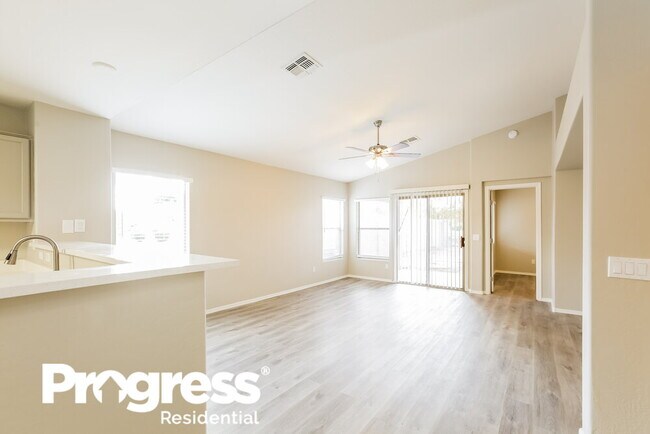 Foto del edificio - 1607 W Nancy Ln
