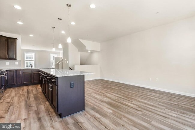 Building Photo - 5892 Bella Marie Wy