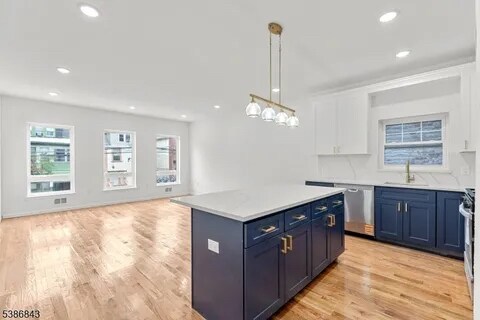 Building Photo - 121 Osborne Terrace