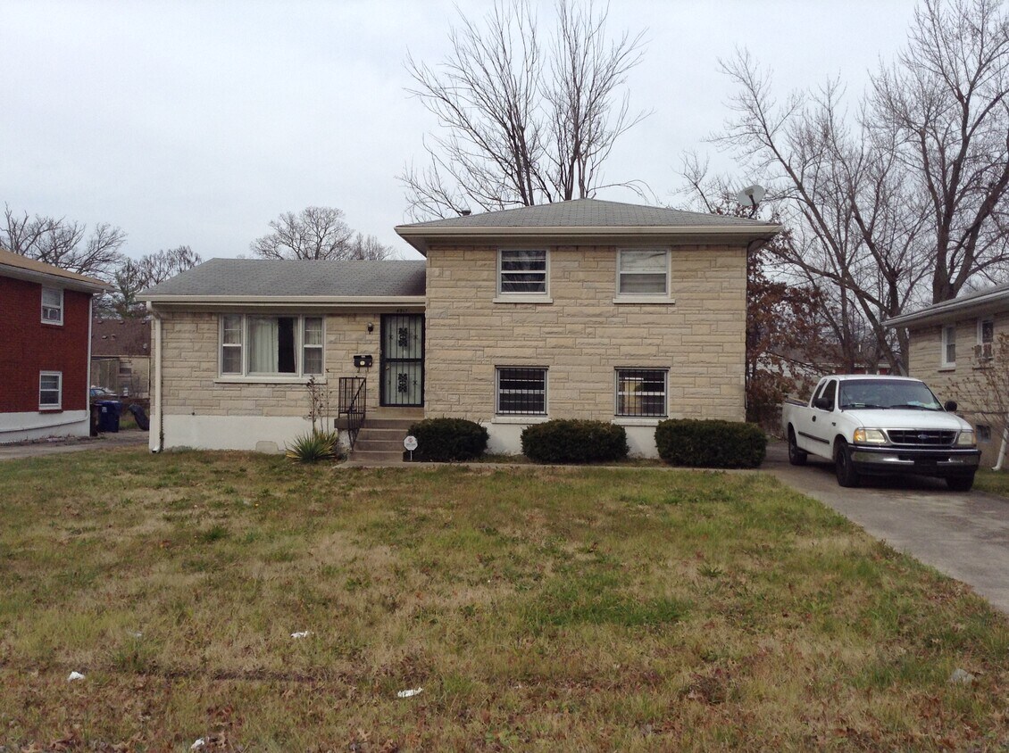 Street View front of Home - 4017 Naomi Dr