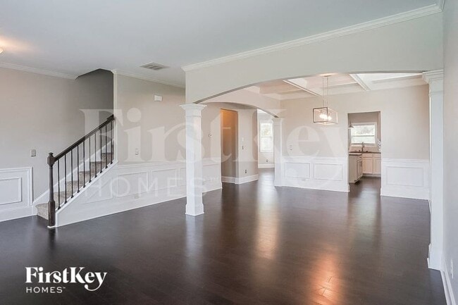 Building Photo - 2736 Bluestone Dr SW