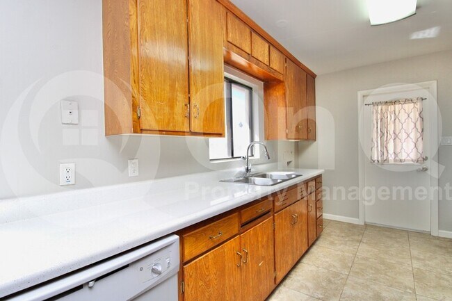 Foto del edificio - 7430 E Minnezona Ave