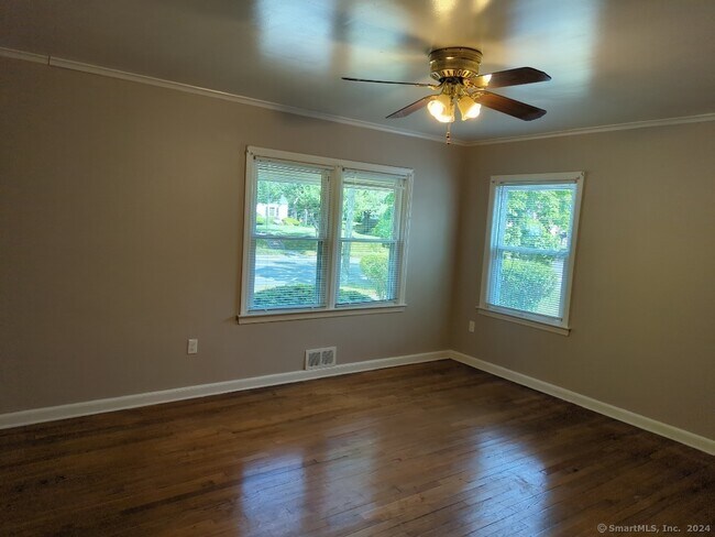 Building Photo - 1735 Ella T Grasso Blvd
