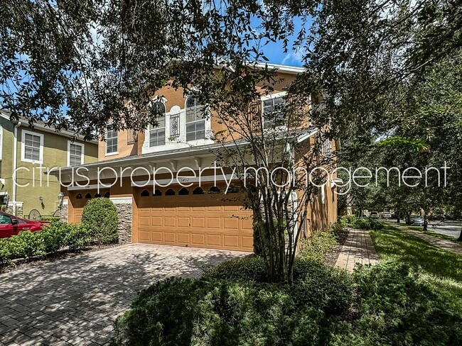 Foto del edificio - Impeccable Clayton Crossing 3/2.5 Townhome...