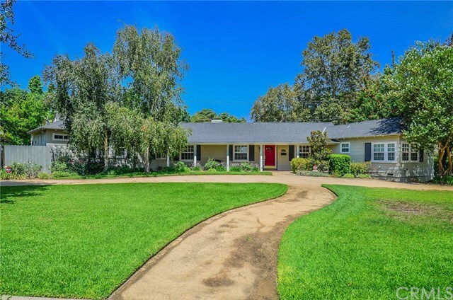 Foto principal - 3595 San Pasqual St