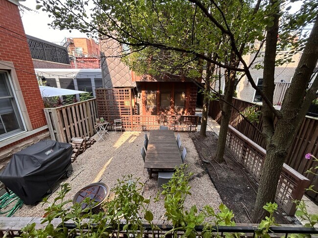 Foto del edificio - 2024 N Clifton Ave