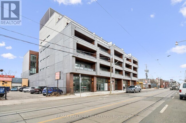 Building Photo - 1285-1285 Queen St E
