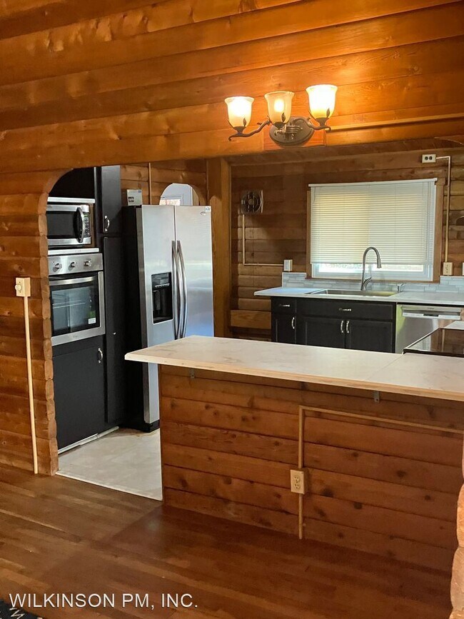 Building Photo - 3 br, 2 bath House - 645 Red Rock Trail