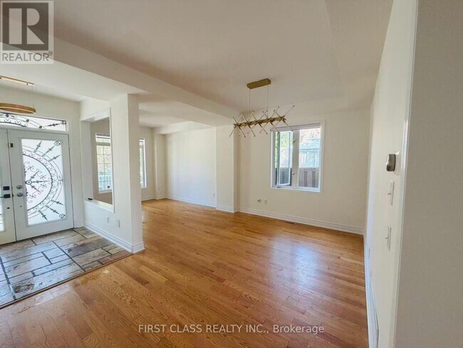 Building Photo - 39 Emery Hill Blvd