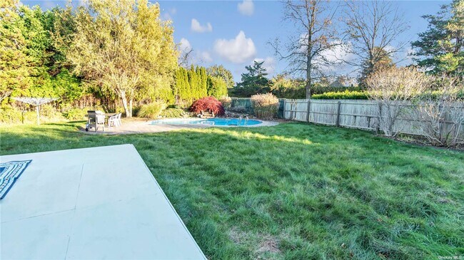 Foto del edificio - 3 Meadowgrass Ln