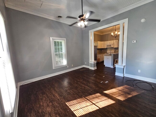 Foto del edificio - NEW LISTING!!!!!