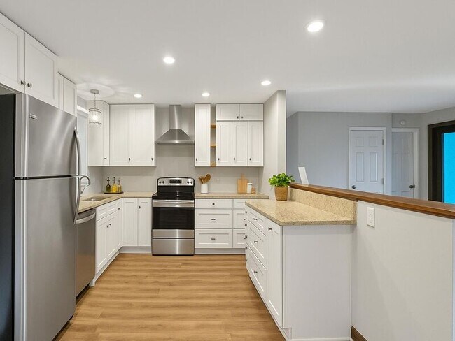 Foto del edificio - 5495 Piedmont Dr