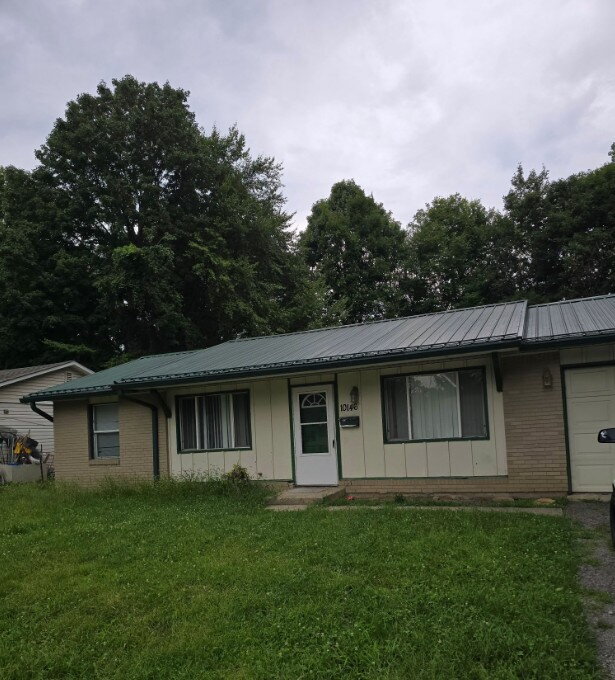 Building Photo - 10146 Ridgefield Dr