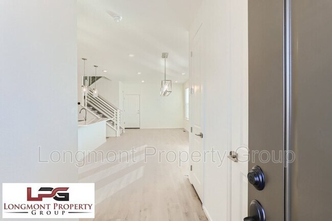 Foto del edificio - 450 Canadian Crossing Dr