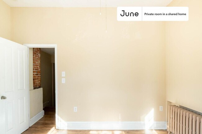 Building Photo - Room in Shared 8 bed/3.5 bath home