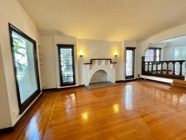Foto del edificio - 6508 W 6th St