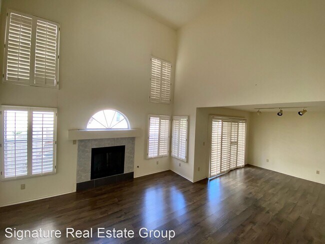 Building Photo - 2 br, 3 bath House - 2657 Starfish Court