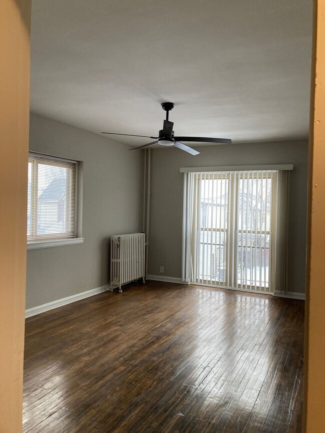 Interior Photo - Flats at West End