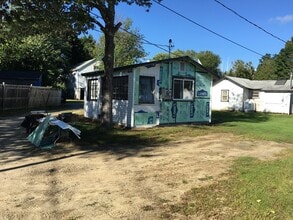 Building Photo - 202 Pembroke St