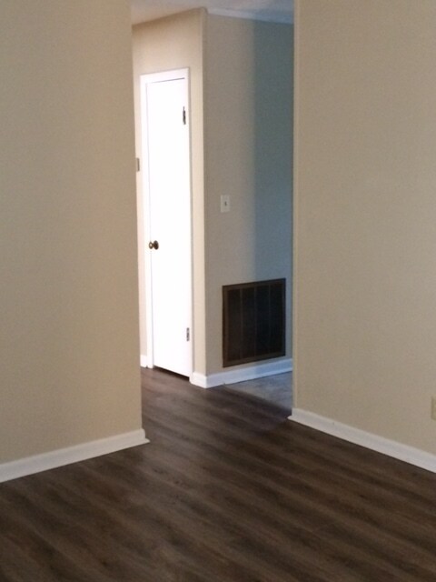Building Photo - 153 Del Ray Cir