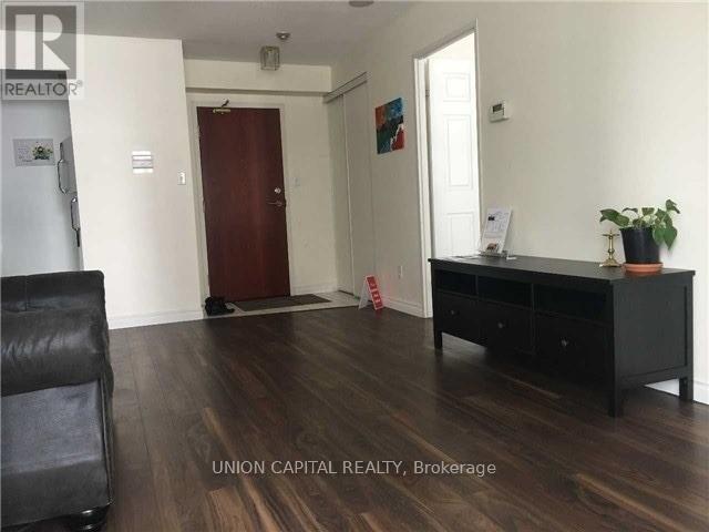 Building Photo - 35 Empress Ave