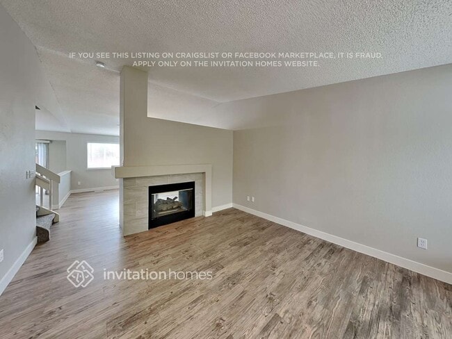 Building Photo - 10523 Hyacinth Pl