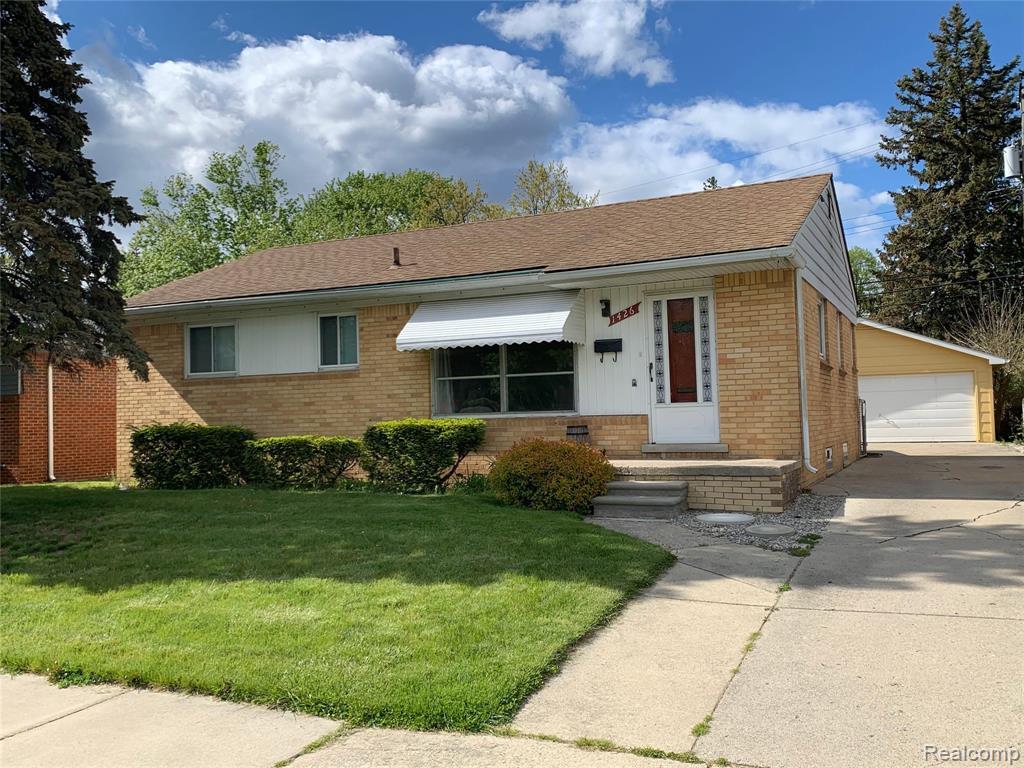 1426 13 Mile Rd, Royal Oak, MI 48073 House Rental in Royal Oak, MI