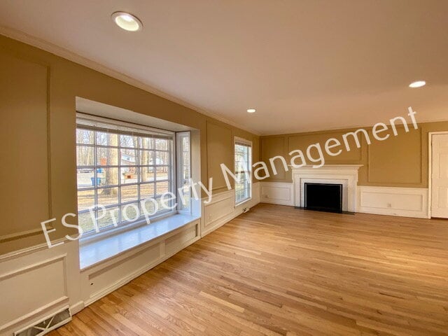 Building Photo - Stunning Updated 3 Bedroom 2 Bath Home in Pike Township!