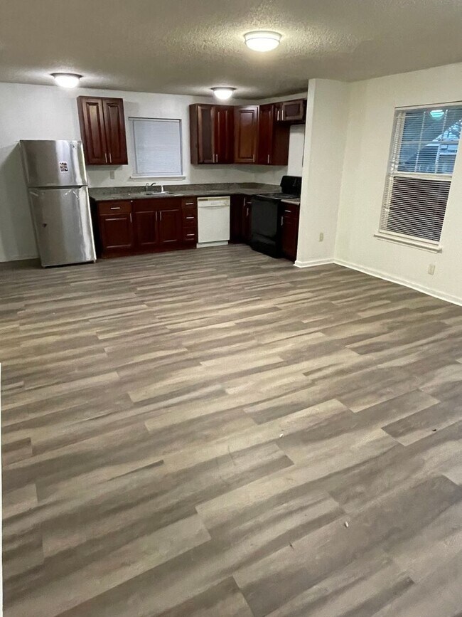 Foto del edificio - 8722-8722 Hickory St