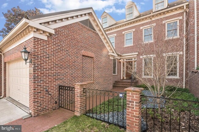 Building Photo - 7802 Hidden Meadow Terrace