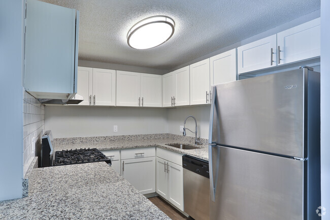 2BR, 1 BA - - Cobalt Springs