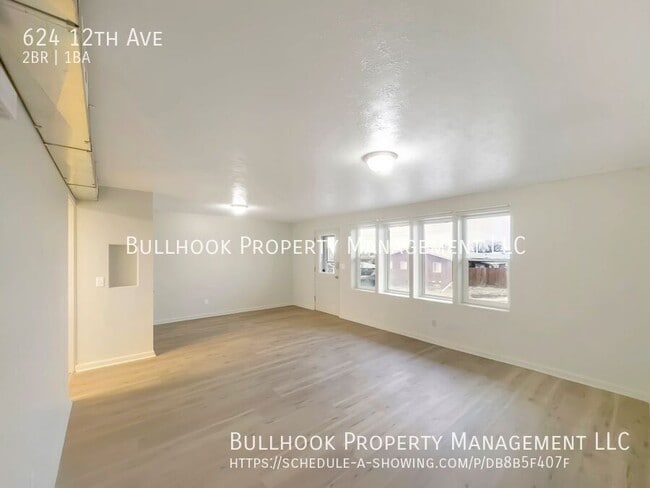 Foto del edificio - 624 12th Ave