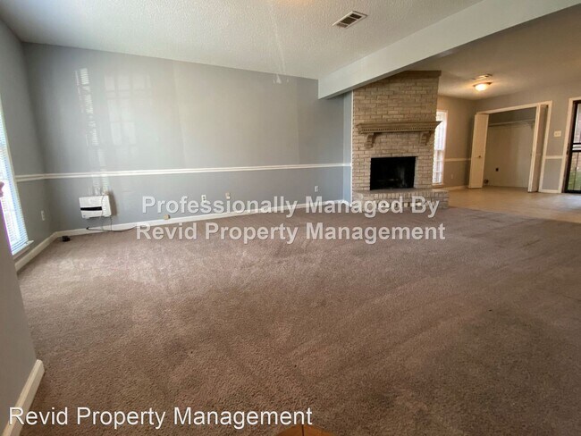 Foto del edificio - 3003 Charlestowne Pl
