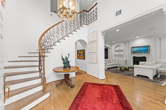 Photo - 2222 Nantucket Dr House