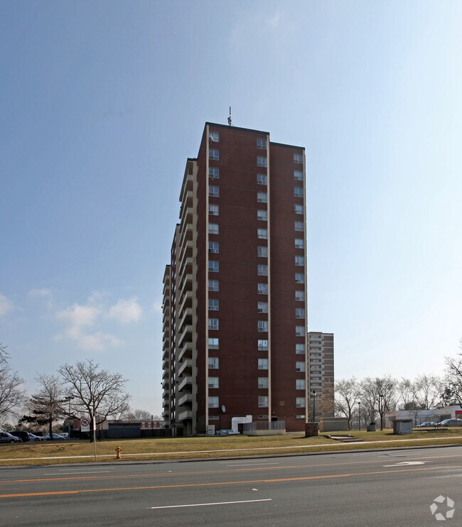 Photo du bâtiment - Ellesmere Markham