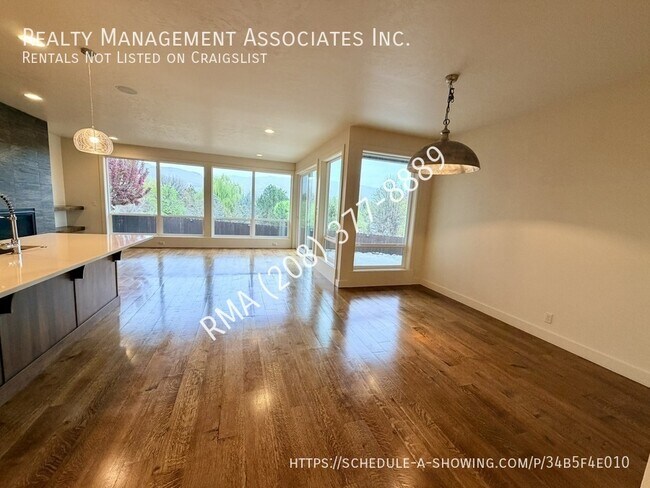 Foto del edificio - 2552 E Boise Ave